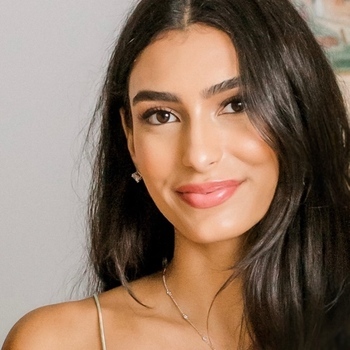 Avatar of Ava Burstyn