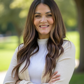 Avatar of Karen Clifton