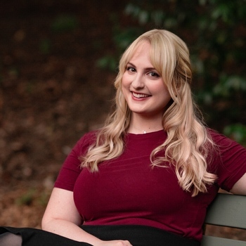 Avatar of Desirae Stites