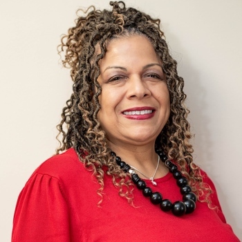 Avatar of Tiffnii Hughes