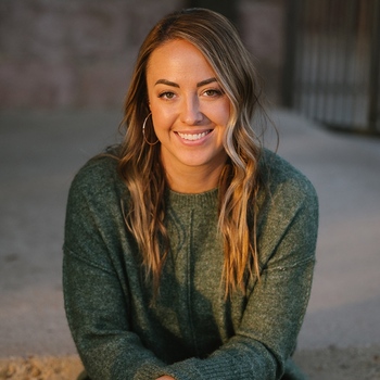 Avatar of Kelli Johnson