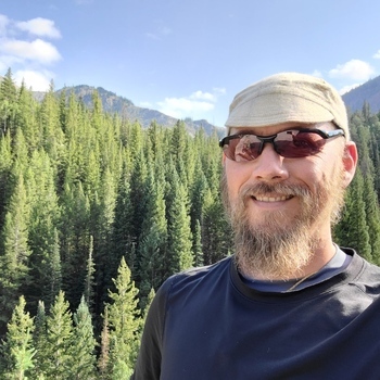 Avatar of Líf Larson