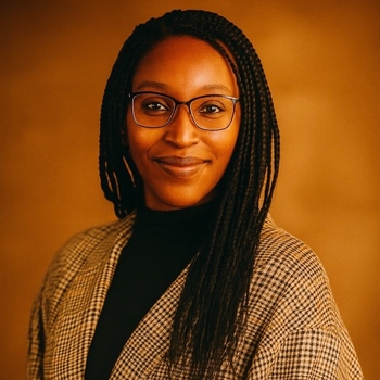 Avatar of Courteney Clemons