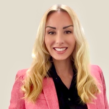 Avatar of Deirdre Bernaz