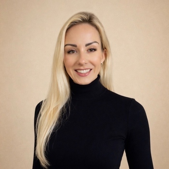 Avatar of Deirdre Bernaz