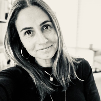 Avatar of Gabriela Waring