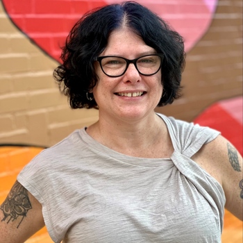 Avatar of Leigh Sindelar