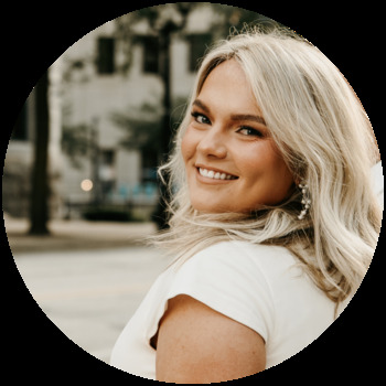 Avatar of Kelly Halladay