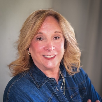 Avatar of LeAnna Davenport