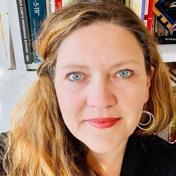Avatar of Dr. Erinn Cameron