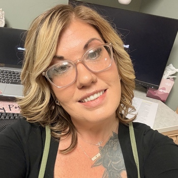 Avatar of Lisa Marie Marshall