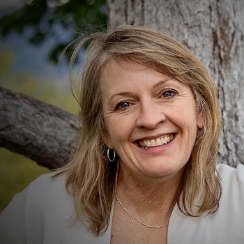 Avatar of Laura Lynn Rogers