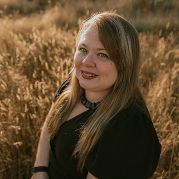 Avatar of Dr. Julia Harrison, DSW, LSWAIC