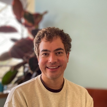 Avatar of James Oxford