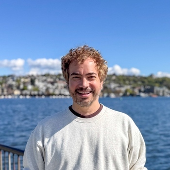 Avatar of James Oxford