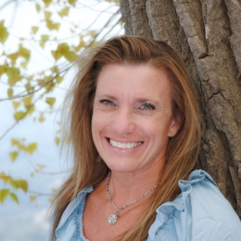 Avatar of Maureen Grosse