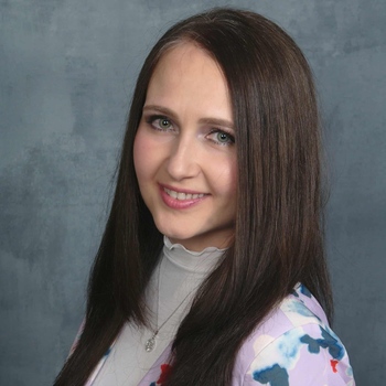 Avatar of Dr. Evelyn Pavlova