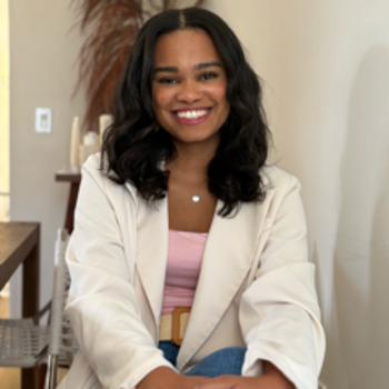 Avatar of Ashleigh Burroughs Combs