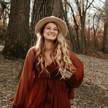 Avatar of Felicity Crossland