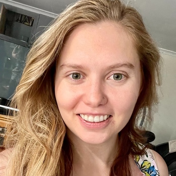 Avatar of Deanna Wnek
