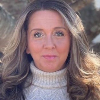 Avatar of Amanda Lamp