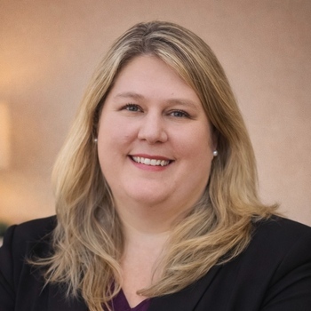 Avatar of Elizabeth Kennedy