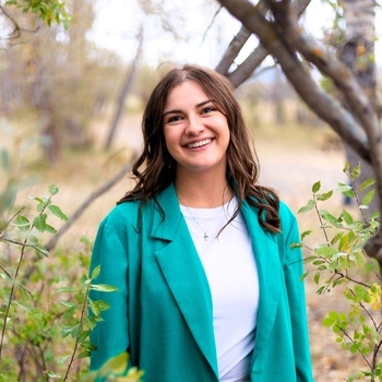 Avatar of Zoie Zundel