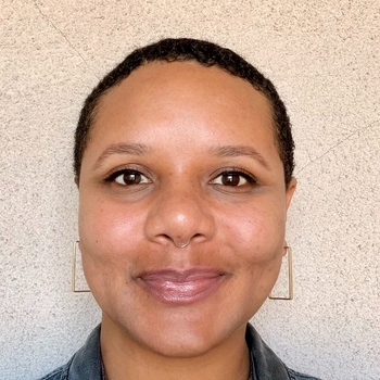 Avatar of Raquelle Mayoral