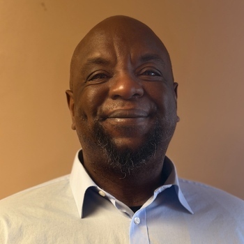 Avatar of Ronald Gloston