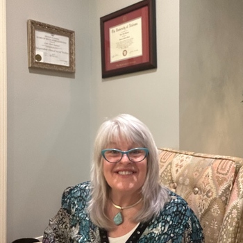 Avatar of Lori Renner