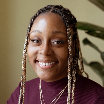 Avatar of Lenora Perkins