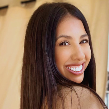 Avatar of Rebekah Valle