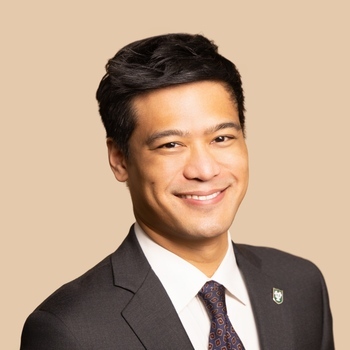 Avatar of Emil Achmad