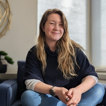 Avatar of Caitlyn Holly Gilmore, MA, LMHC, R-DMT