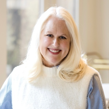 Avatar of Julianne Cantwell