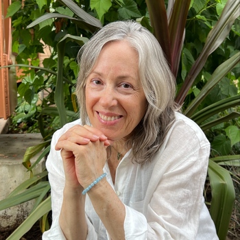 Avatar of Lisa Palmer