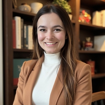 Avatar of Elizabeth Miron MFT-Intern