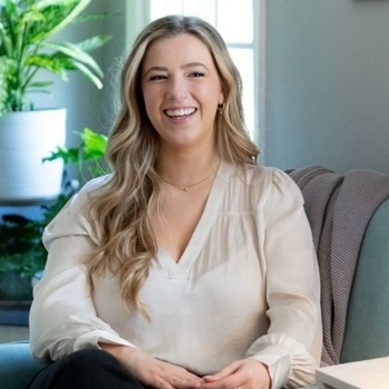 Avatar of Zoë Skeens