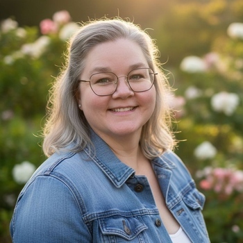 Avatar of Val Jones