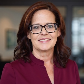 Avatar of Lisa Cole LLMSW