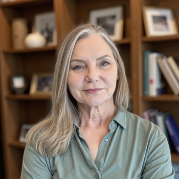 Avatar of Sharon Johnson, LCSW CA#12970