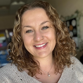 Avatar of KATIE MUZYLOWSKI