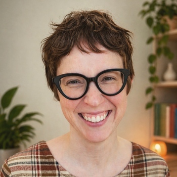 Avatar of Sara Cook