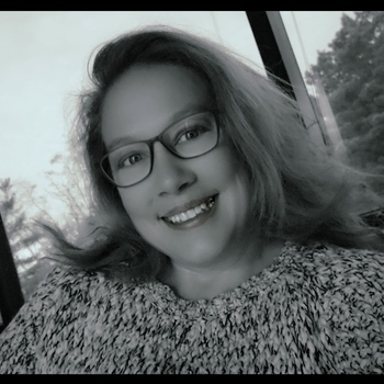 Avatar of Andrea Warren