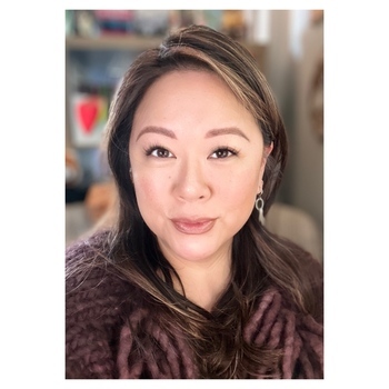 Avatar of Adine Lee