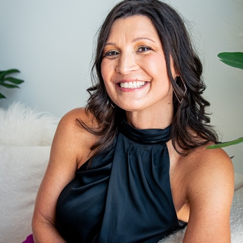 Avatar of Holli Logsdon