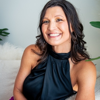 Avatar of Holli Logsdon