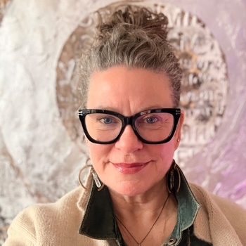 Avatar of Deb Sampson