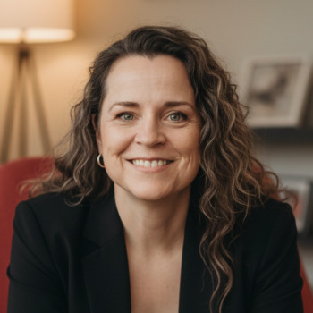 Avatar of HOLLY CHRISTENSEN