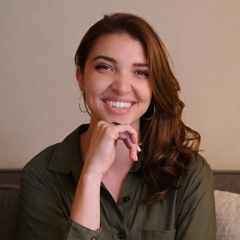 Avatar of Olivia Ives